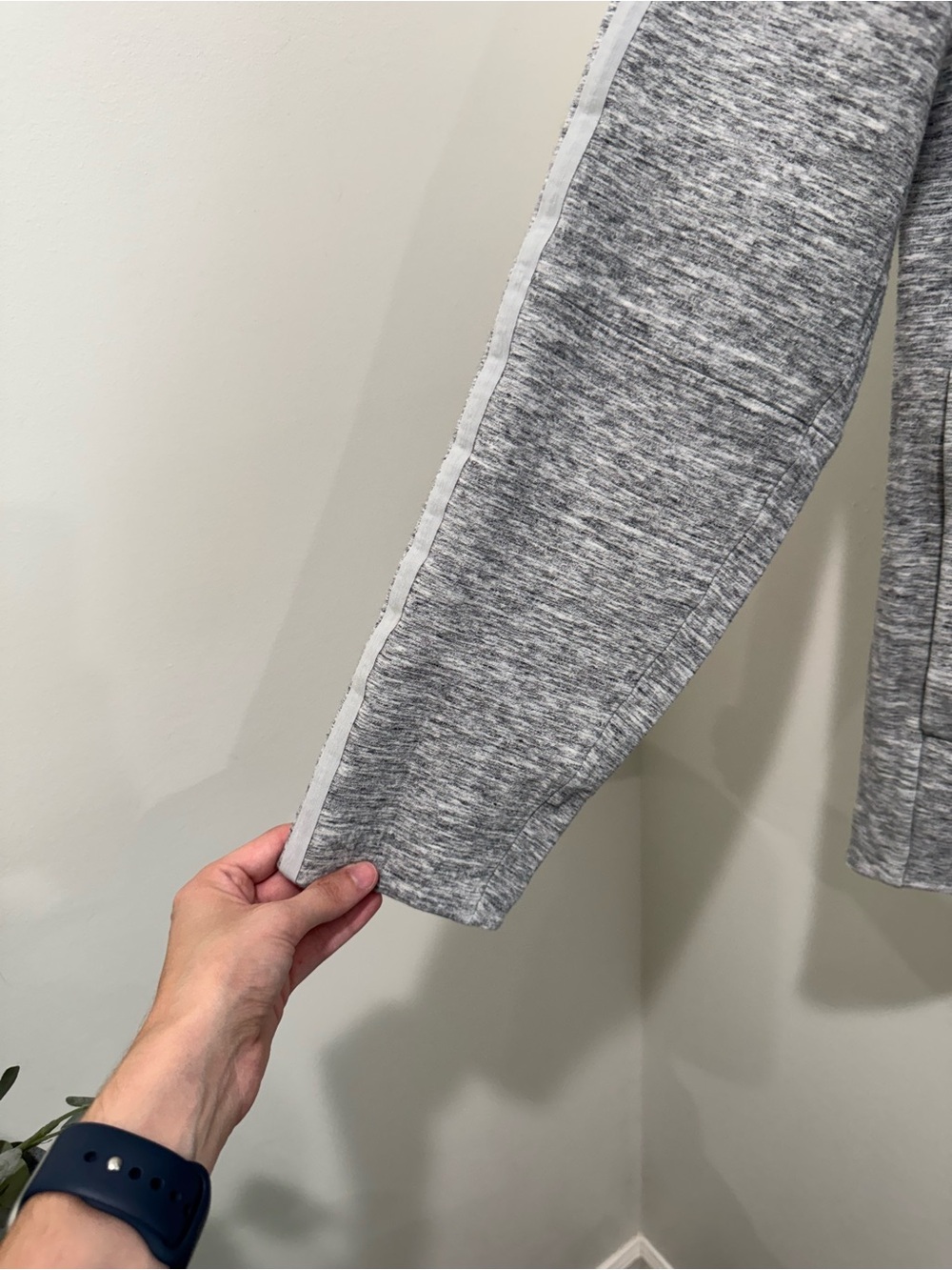 Lululemon Heathered Gray Running Pullover Long Sleeve Small - Picture 7 of 12